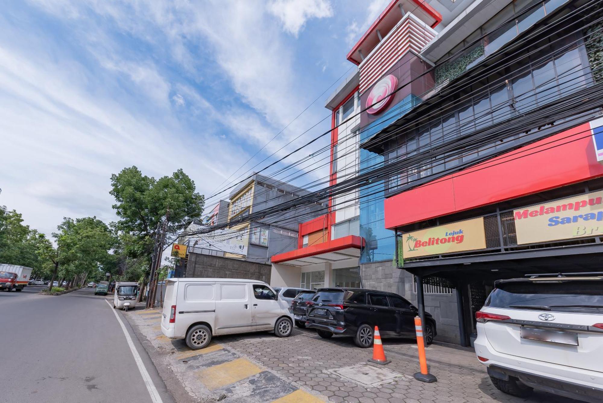 Sans Hotel Diemdi Kiaracondoong Bandung Dış mekan fotoğraf